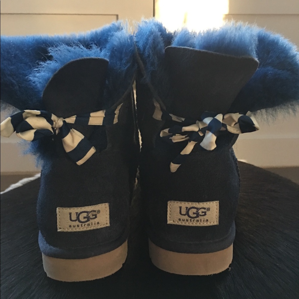 Bailey boat navy blue ugg boots